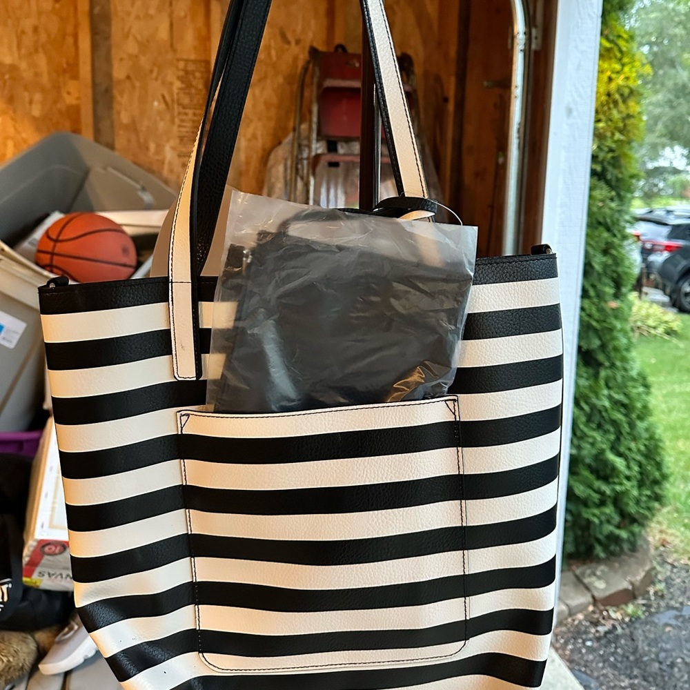 Brand new striped purse with wallet